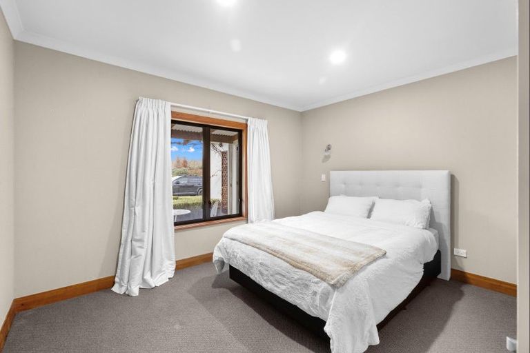 Photo of property in 443 Stoney Creek Road, Kelvin Grove, Palmerston North, 4470