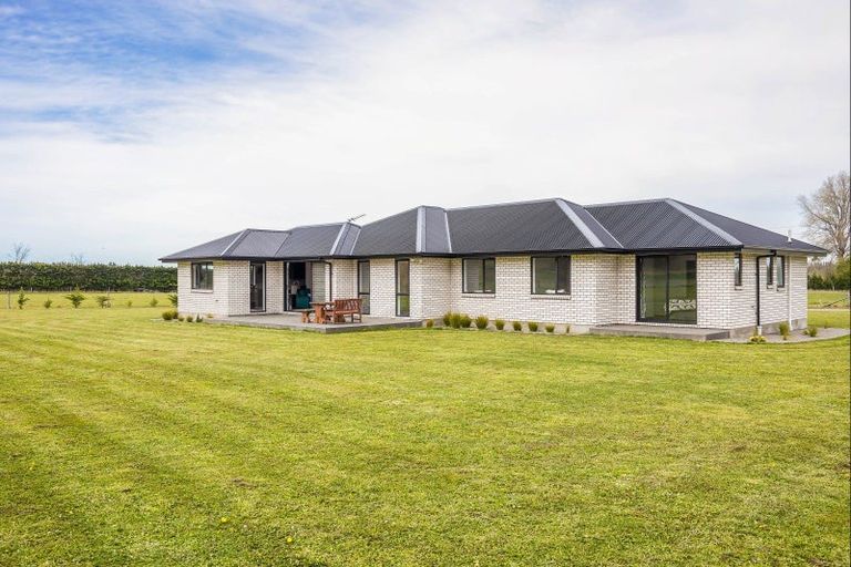 Photo of property in 956 Oxford Road, Fernside, Rangiora, 7471