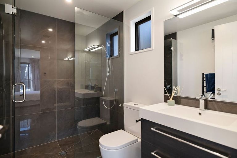 Photo of property in 14 Mount Nicholas Avenue, Wanaka, 9305