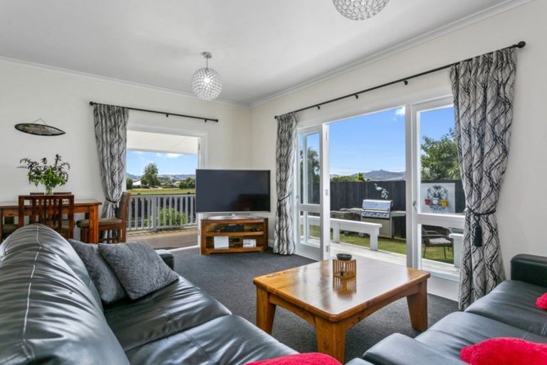 Photo of property in 165 Robinson Street, Cambridge, 3434