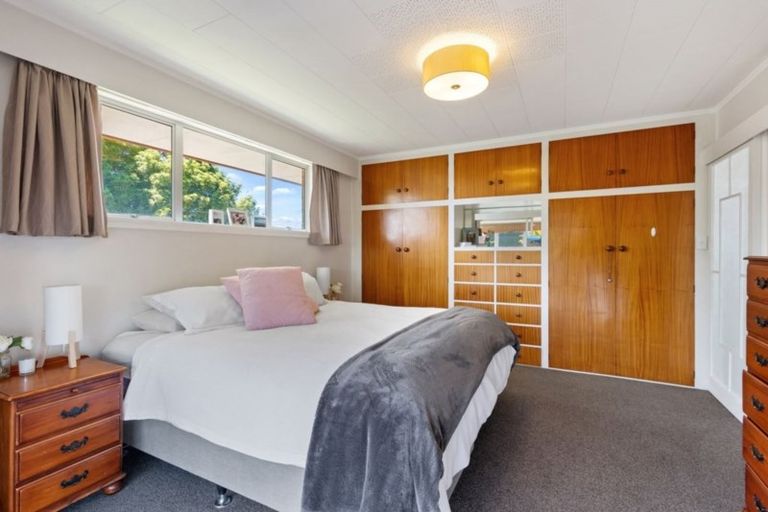 Photo of property in 20 Freebairn Street, Redwood, Christchurch, 8051