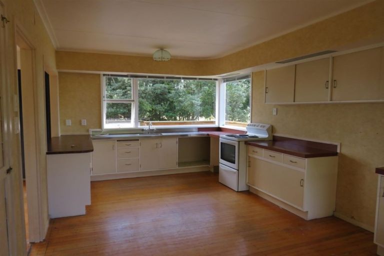 Photo of property in 366 Pahi Road, Pahi, Paparoa, 0571