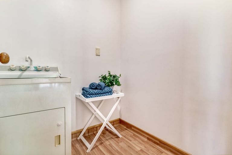 Photo of property in 2/45b Trafford Street, Harewood, Christchurch, 8051