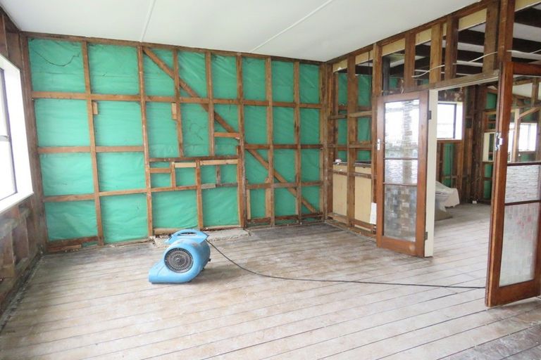 Photo of property in 2 Salisbury Street, Westport, 7825