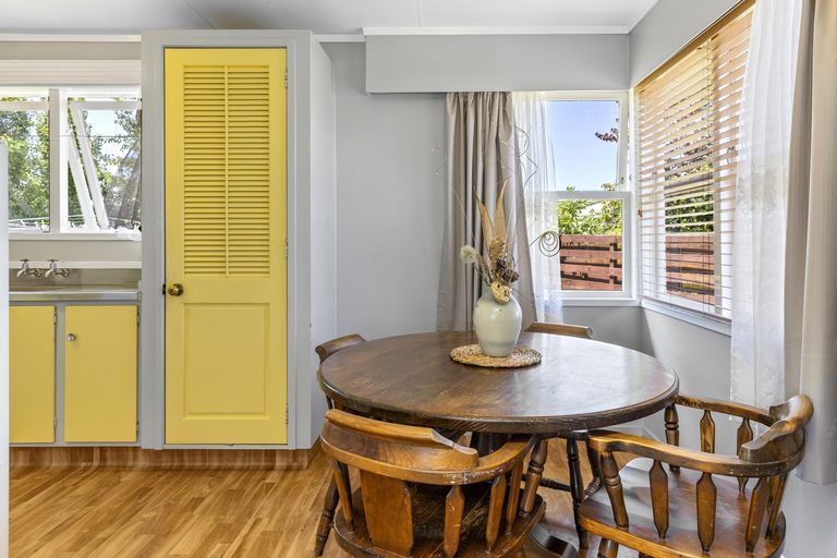 Photo of property in 103 Richmond Avenue, Richmond Heights, Taupo, 3330