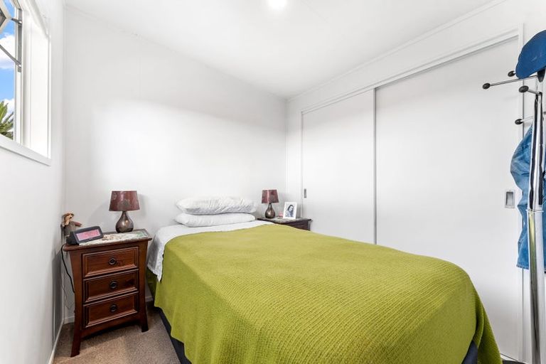 Photo of property in 44 Amorino Drive, Red Beach, 0932