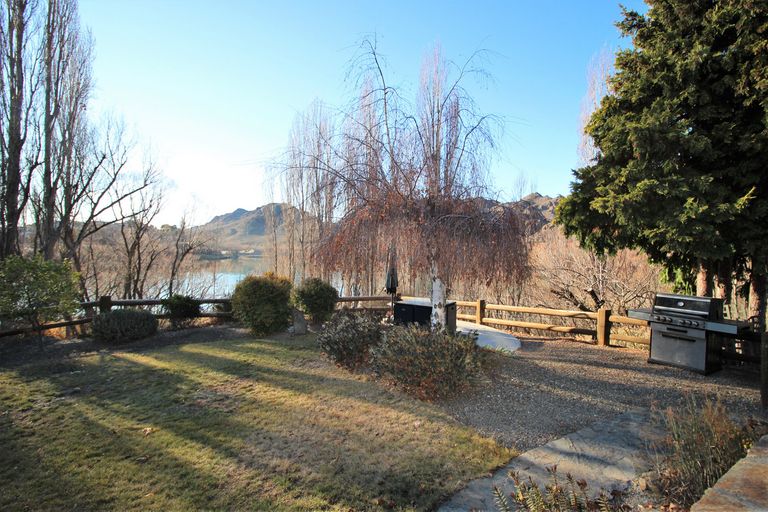 Photo of property in 23 Old Bridge Road, Bridge Hill, Alexandra, 9320