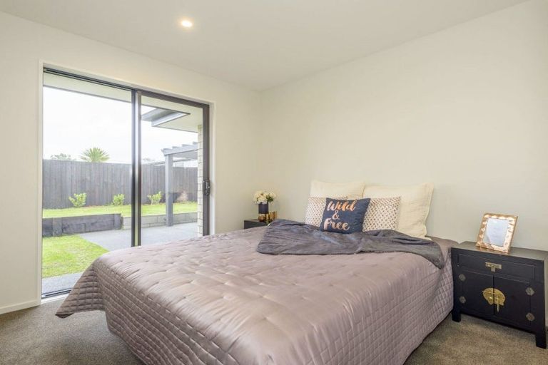 Photo of property in 1/7 Arosa Place, Parklands, Christchurch, 8083