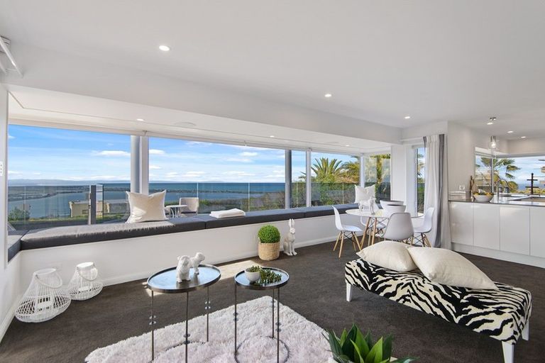 Photo of property in 27 Assisi Street, Mount Pleasant, Christchurch, 8081