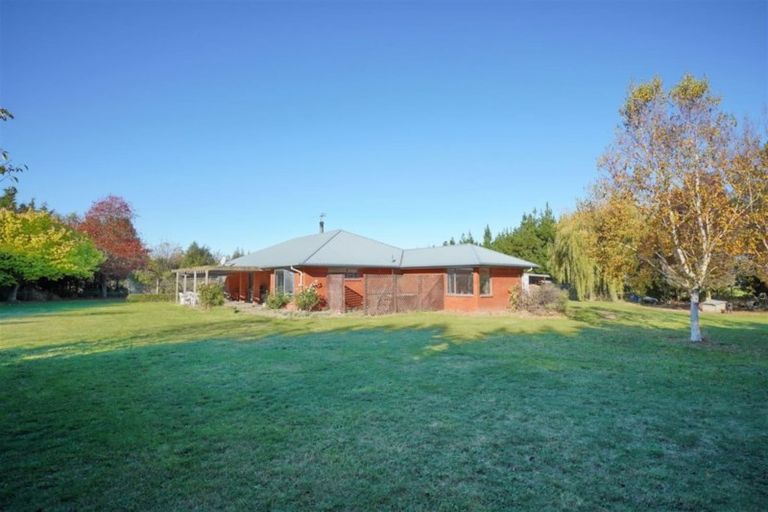 Photo of property in 237 School Road, West Eyreton, Rangiora, 7475