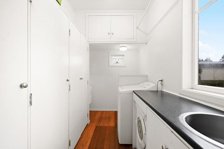 Photo of property in 53 Beerescourt Road, Beerescourt, Hamilton, 3200