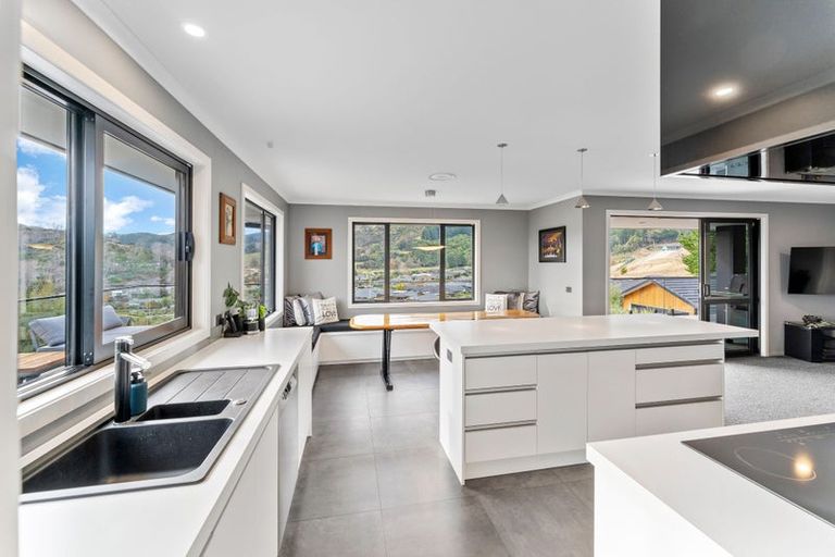 Photo of property in 37 Quail Rise, Stoke, Nelson, 7011