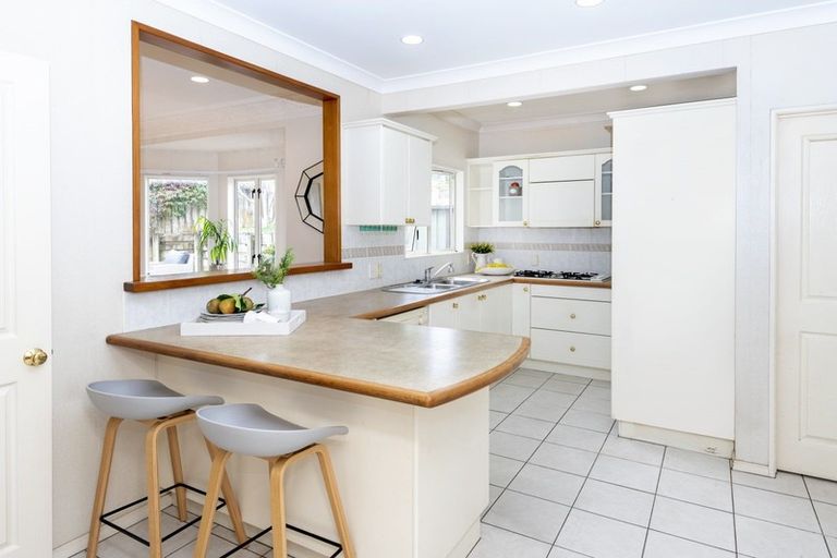 Photo of property in 26 Jane Eyre Drive, Somerville, Auckland, 2014