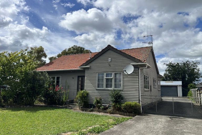 Photo of property in 220 College Street, West End, Palmerston North, 4412