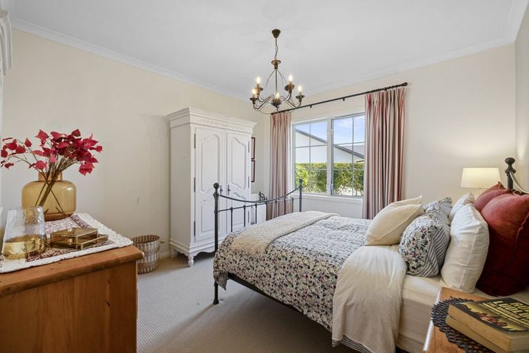 Photo of property in 8b Sampson Avenue, Waiwhakaiho, New Plymouth, 4312