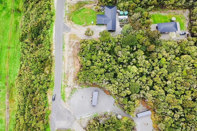 Photo of property in 37 Takutai Terrace, Ruatapu, 7883