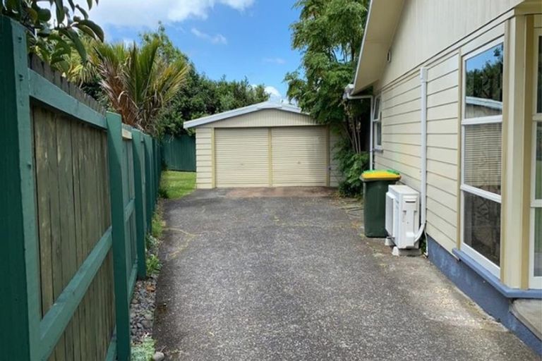 Photo of property in 9 Yacht Place, Bucklands Beach, Auckland, 2012