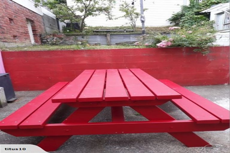 Photo of property in 4 Howard Street, Mount Cook, Wellington, 6021