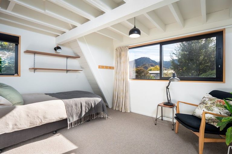 Photo of property in 13 Inverness Crescent, Arrowtown, 9302