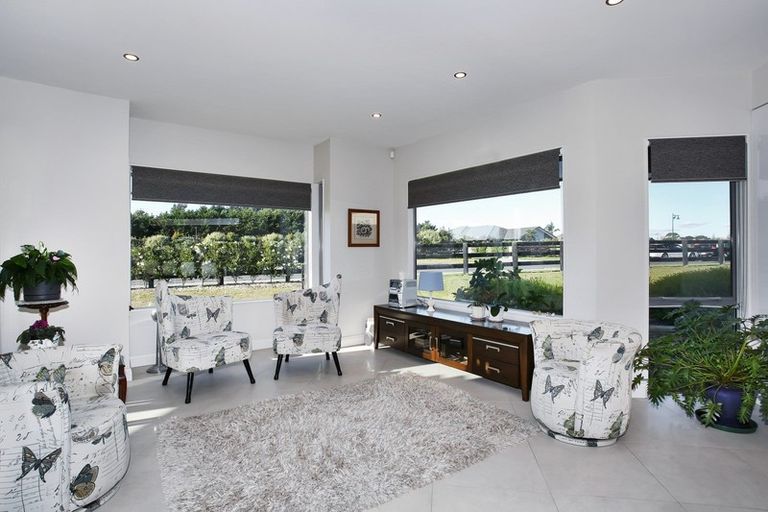 Photo of property in 1 Capriole Crescent, Kingseat, Papakura, 2580