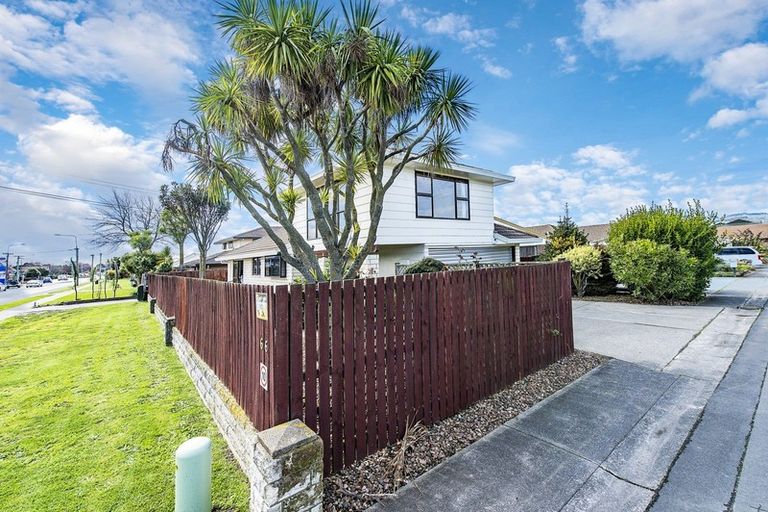 Photo of property in 1/66 Lincoln Road, Hillmorton, Christchurch, 8024