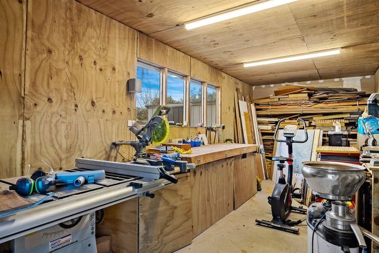 Photo of property in 112 Malcolm Avenue, Beckenham, Christchurch, 8023