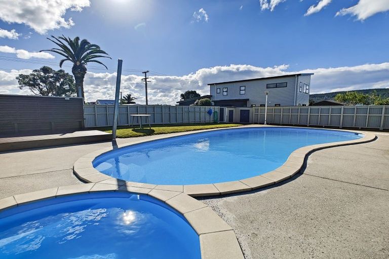 Photo of property in 9/106 Barbara Avenue, Whangamata, 3620