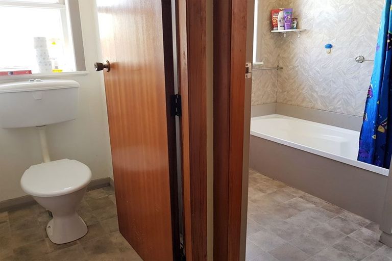 Photo of property in 127 Guy Street, Dannevirke, 4930