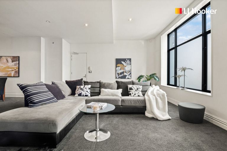 Photo of property in 2/49 Bond Street, Dunedin Central, Dunedin, 9016