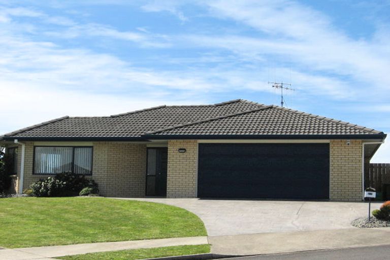 Photo of property in 27 Lysaght Place, Welcome Bay, Tauranga, 3112