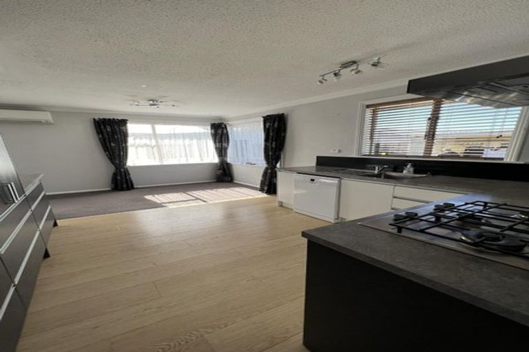 Photo of property in 9 Gow Place, Woolston, Christchurch, 8062