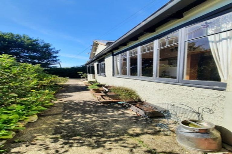 Photo of property in 29 Berwick Road, Clarendon, Outram, 9073