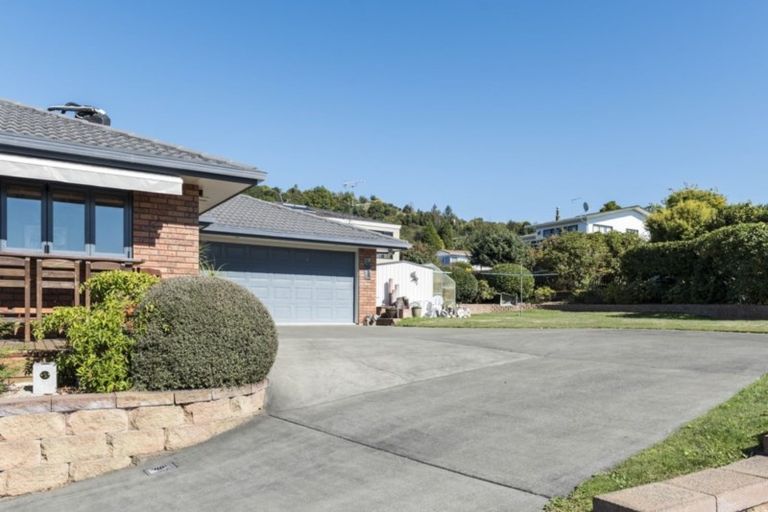 Photo of property in 3 Kinder Street, Acacia Bay, Taupo, 3330