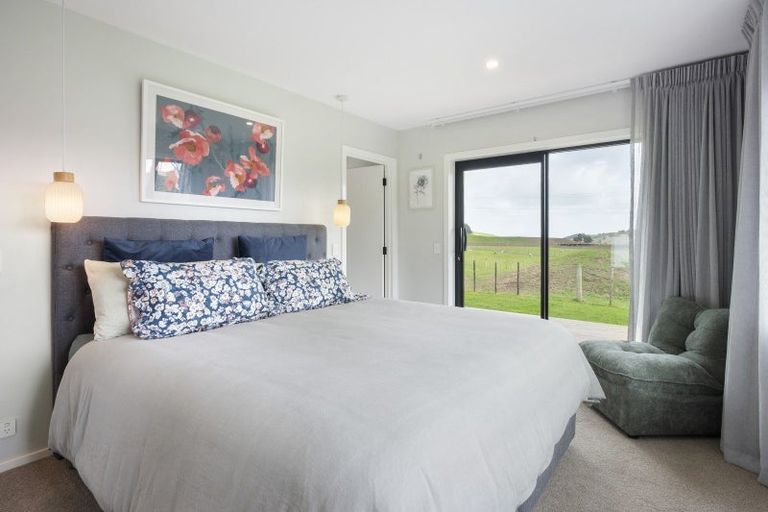 Photo of property in 336 Valley Road, Colyton, 4775