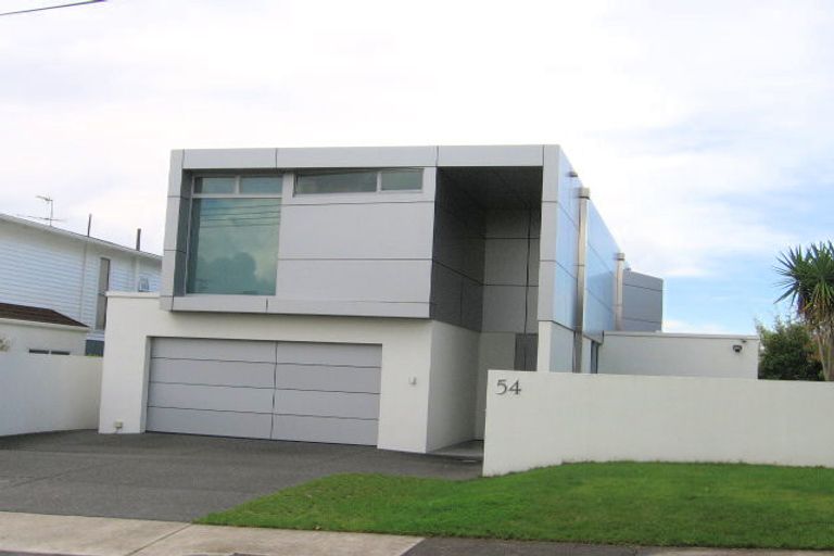Photo of property in 54 Clovelly Road, Bucklands Beach, Auckland, 2012
