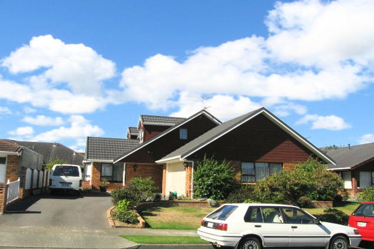 Photo of property in 3 Comeskey Grove, Elderslea, Upper Hutt, 5018