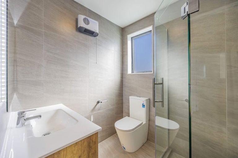 Photo of property in 6 Tukauri Place, Papakura, 2110