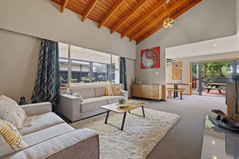 Photo of property in 197 Springs Road, Hornby, Christchurch, 8042