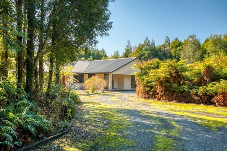 Photo of property in 15 Sanctuary Place, Kumara Junction, Hokitika, 7882