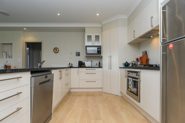 Photo of property in 50 Kapiti Drive, Poraiti, Napier, 4112