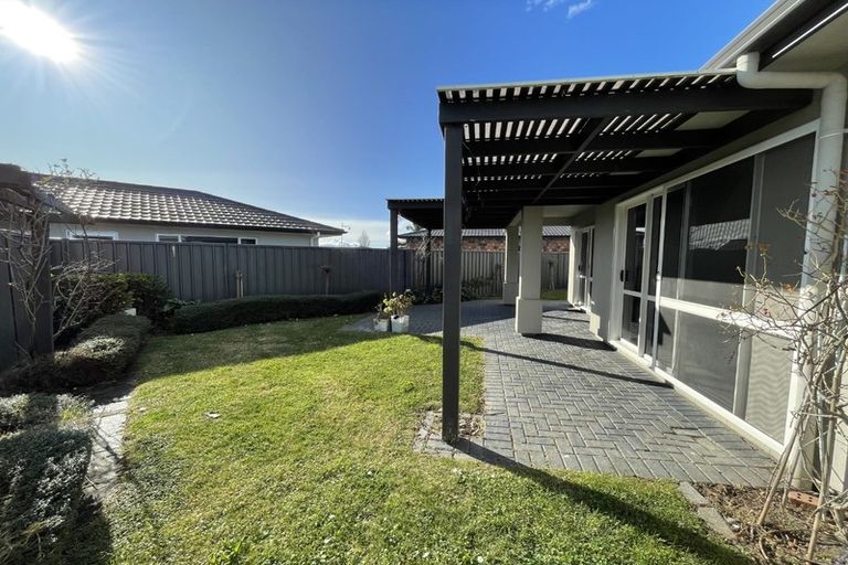 Photo of property in 6 Mana Place, Poraiti, Napier, 4112