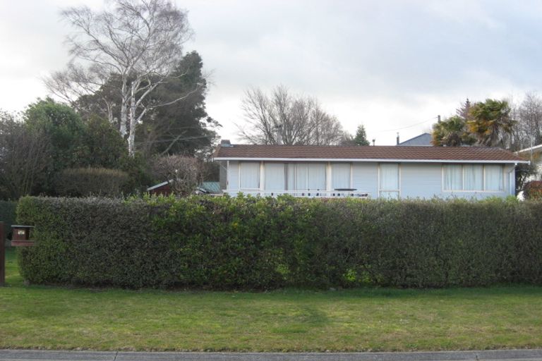 Photo of property in 28 Kohatu Parade, Wharewaka, Taupo, 3330