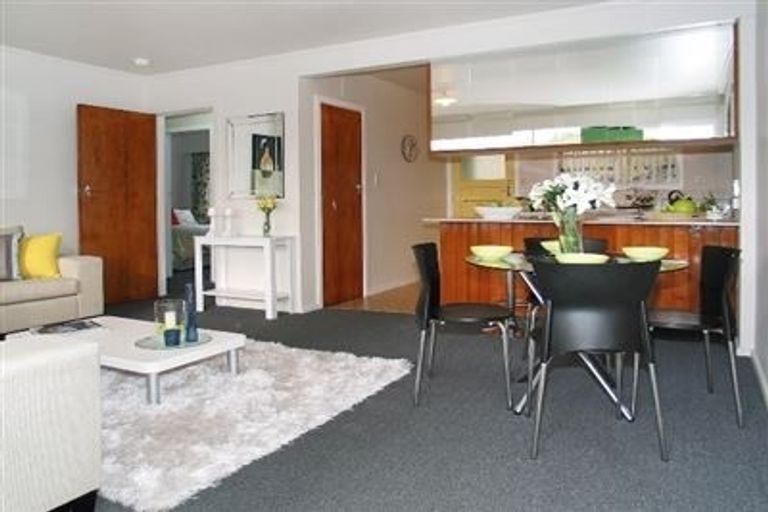 Photo of property in 2/153 Main Road, Tawa, Wellington, 5028