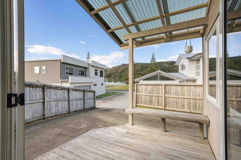 Photo of property in 303b Beach Road, Whangamata, 3620