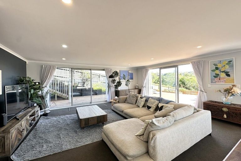 Photo of property in 74 Helenslee Road, Pokeno, 2402