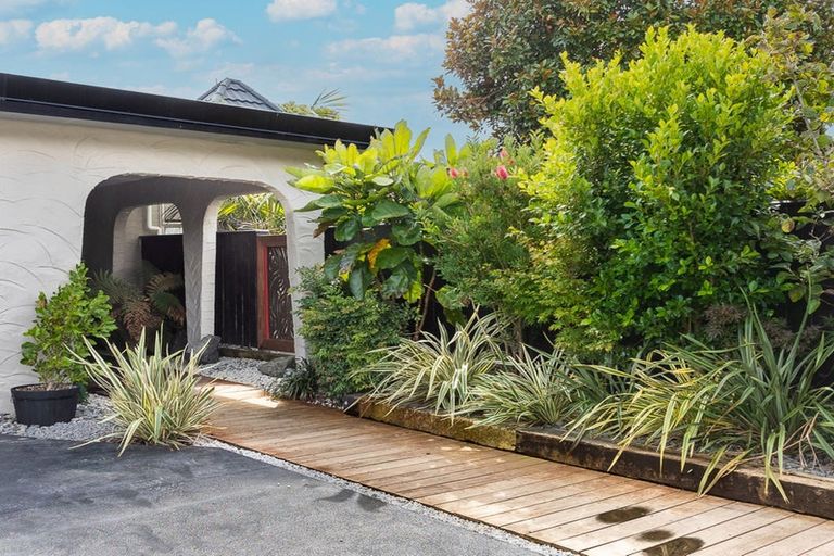 Photo of property in 103 Hillcrest Road, Raumati Beach, Paraparaumu, 5032