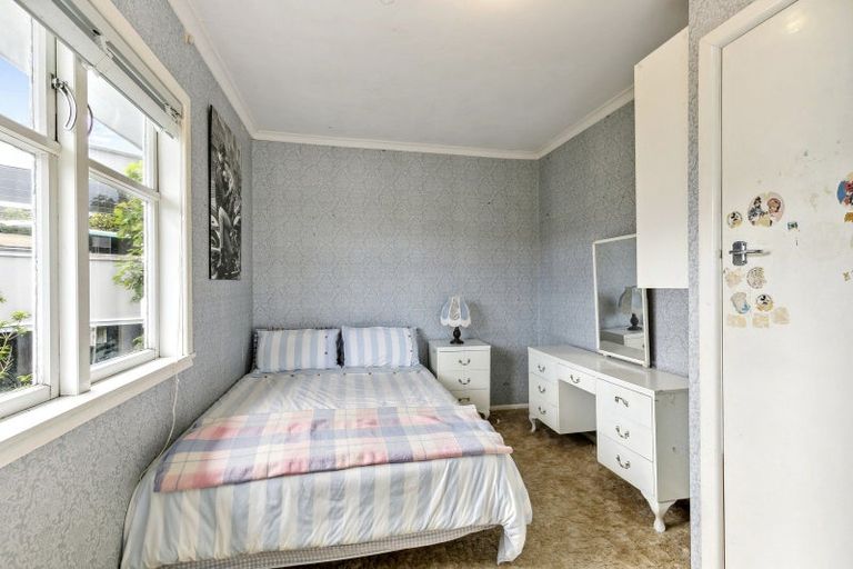 Photo of property in 3 Grenfell Drive, Karori, Wellington, 6012