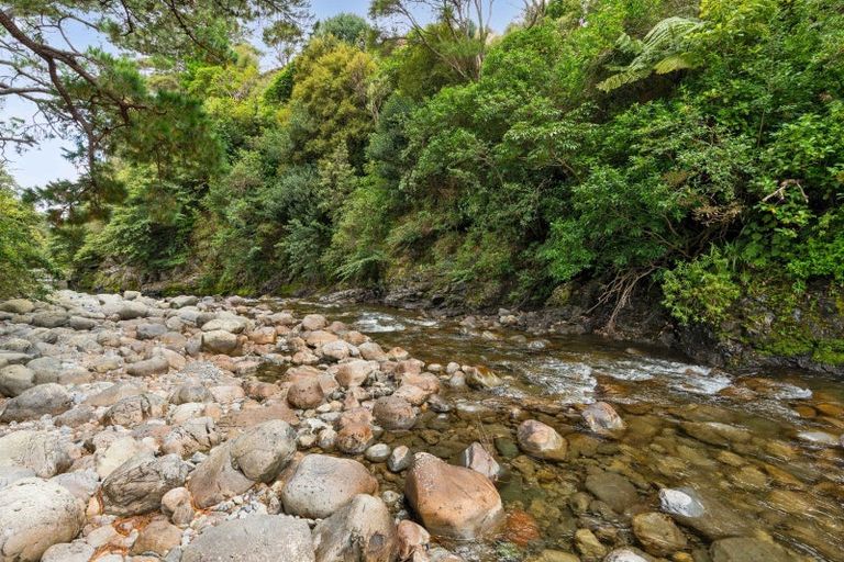 Photo of property in 93 Mount Holdsworth Road, Mount Holdsworth, Carterton, 5791