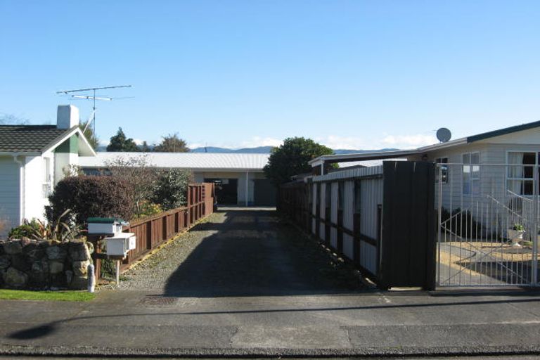 Photo of property in 6 Booth Street, Carterton, 5713