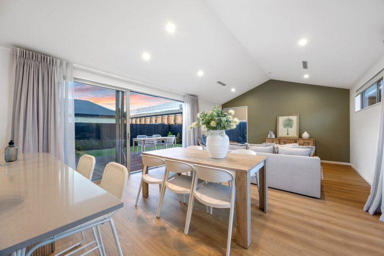 Photo of property in 43 Georgina Street, Marshland, Christchurch, 8083